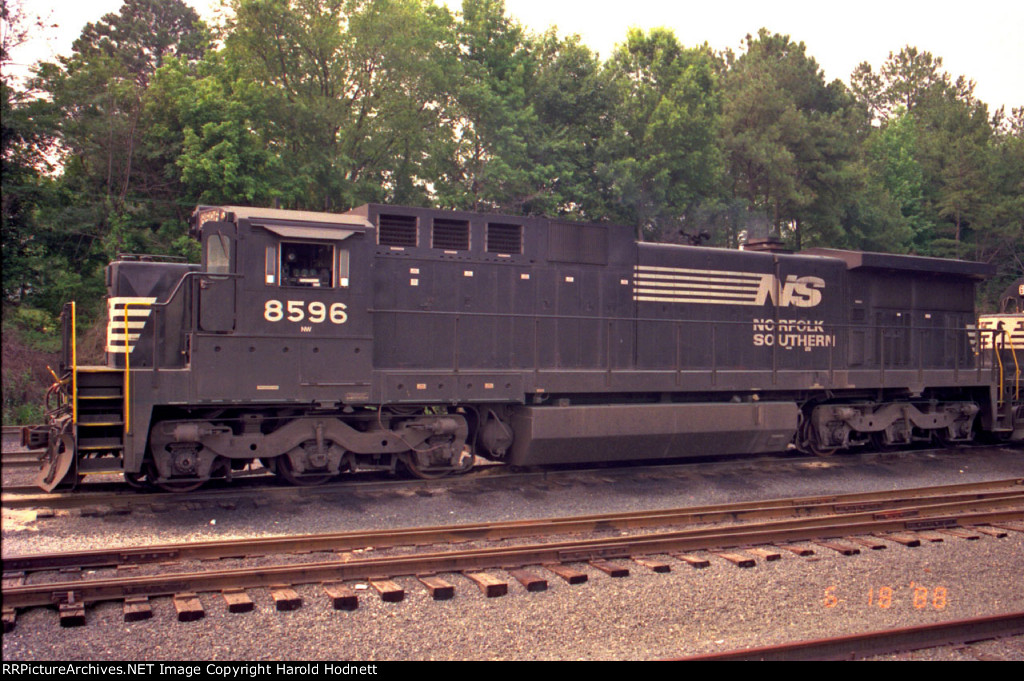 NS 8596